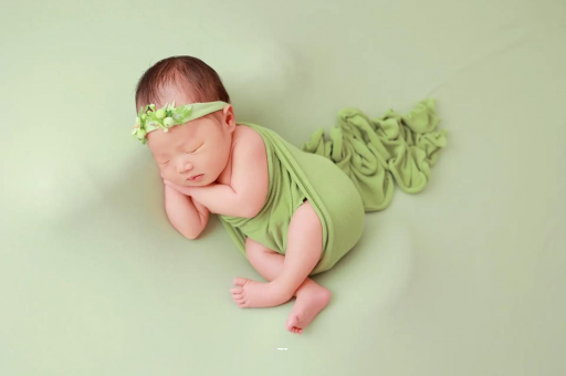 琼中宝宝湿疹涂什么药膏